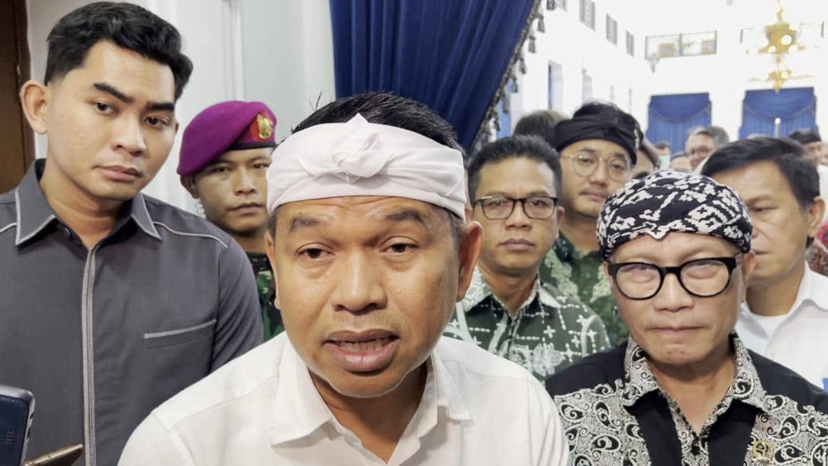 1 Tahun Kepemimpinan KDM di Jawa Barat: Tinggi Kepuasan Publik tapi Kebijakan Masih Banyak Temporer