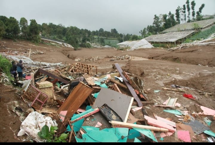 113 Jiwa Terdampak Bencana Longsor Desa Pasirlangu Cisarua Bandung Barat