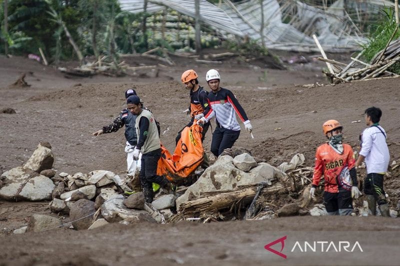 20 jenazah korban longsor Bandung Barat berhasil diidentifikasi