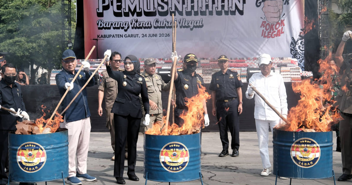 44 Juta Rokok Ilegal Dimusnahkan, Bea Cukai Jawa Barat Selamatkan Negara Rp33 Miliar