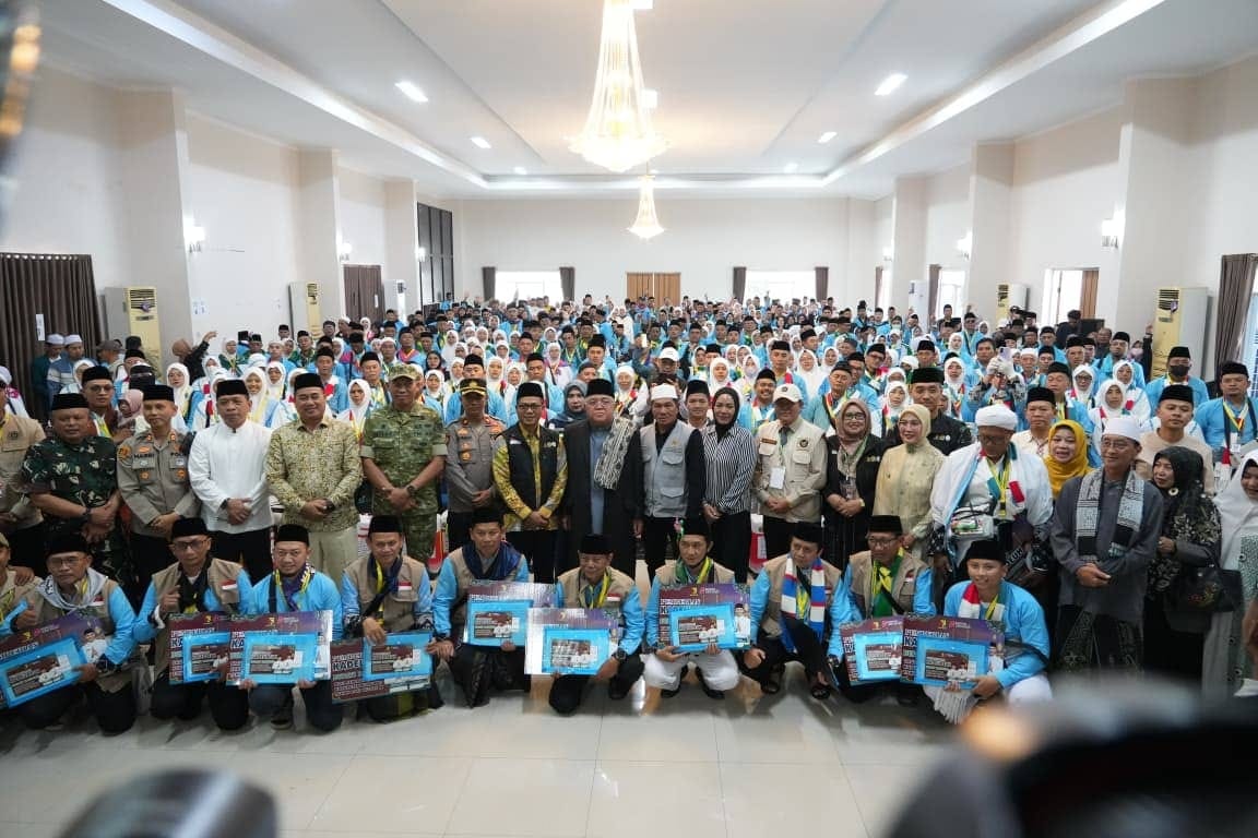 445 Jemaah Haji Bandung Dilepas, Pemkab Siap Pantau di Tanah Suci