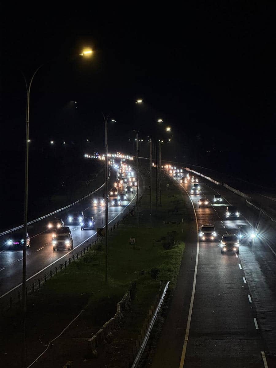 87 Ribu Kendaraan Melintas Tol Cipali Malam Ini: Antisipasi Arus Balik