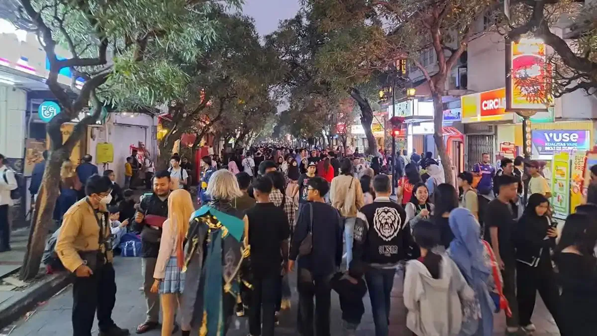 90 Ribu Kendaraan Masuk Bandung Long Weekend, Cileunyi-Buahbatu Padat
