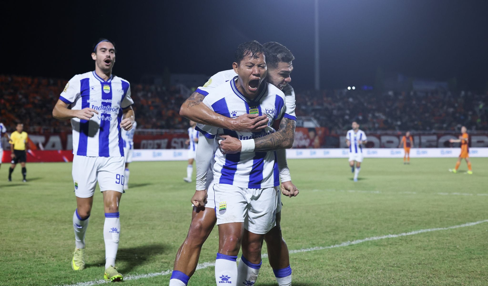 Adam Alis Minta Maaf Selebrasi Gol Pertama PERSIB vs Borneo FC