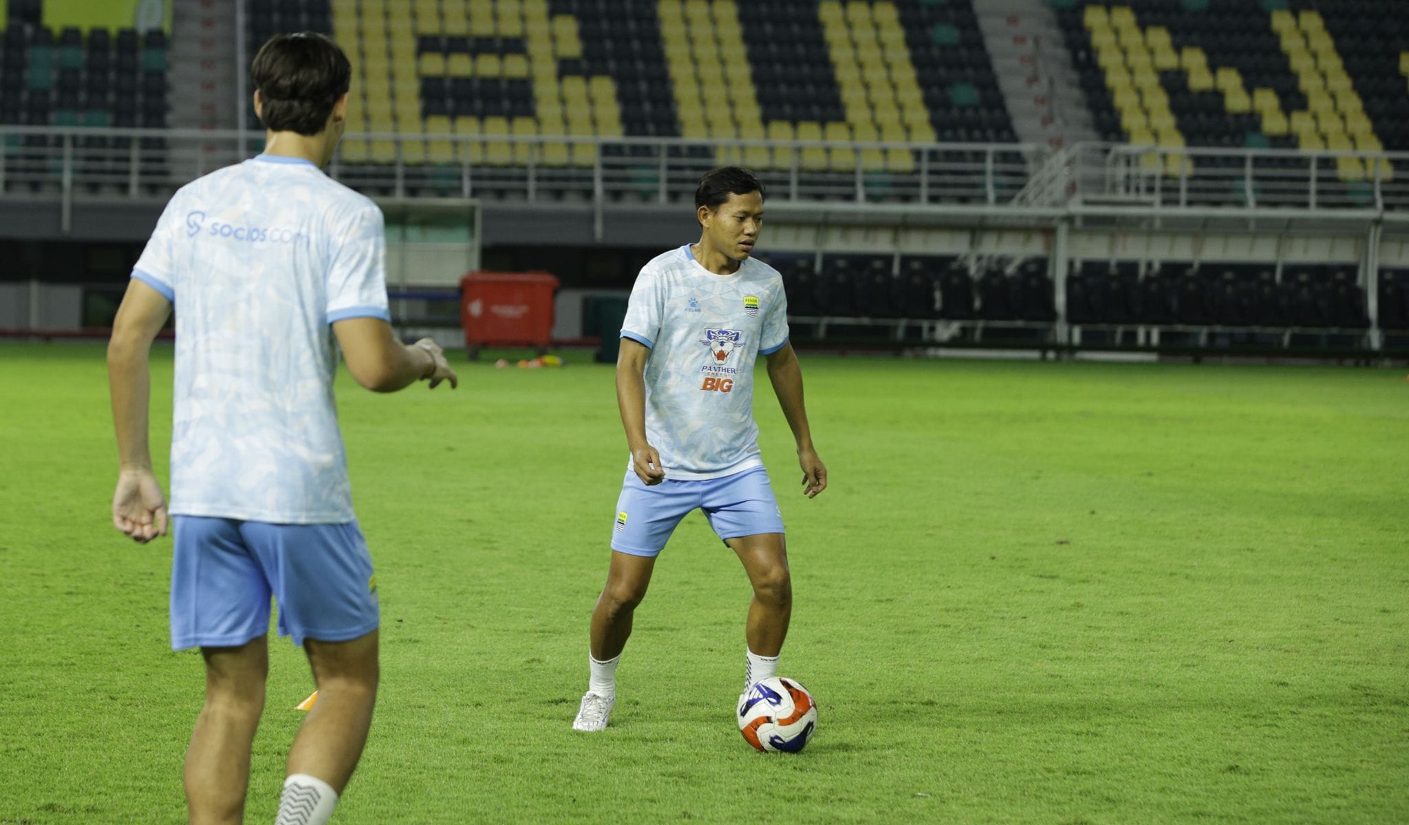 Adam Alis Optimis Hadapi Persebaya di GBT: Bawa Modal Kemenangan 5-0