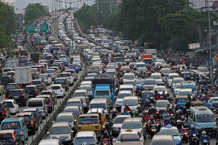 Analisis Lonjakan 1,5 Juta Kendaraan di Bandung Saat Imlek