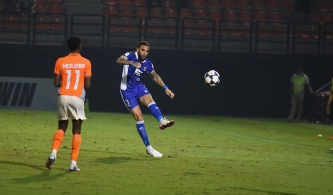 Analisis Potensi Sergio Castel dan Kurzawa Jadi Starter Persib di Liga 1