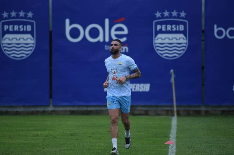 Andrew Jung Akui Sempat Berkomunikasi dengan Kurzawa Sebelum Gabung Persib Bandung