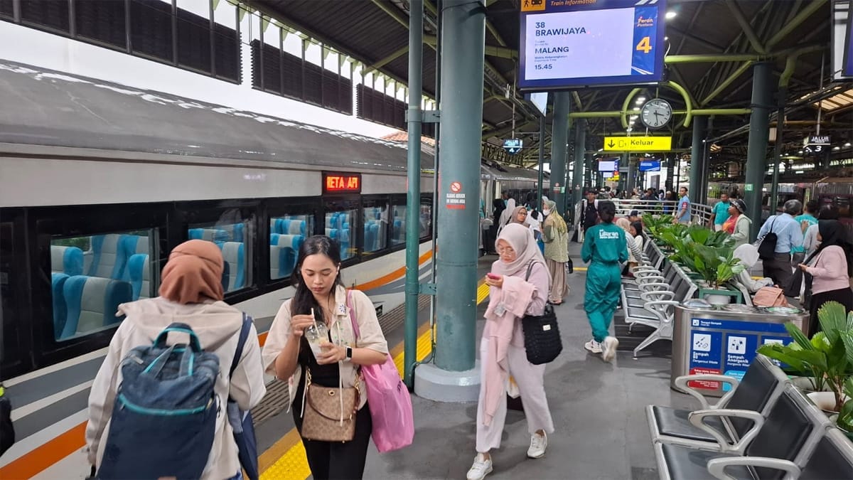 Arus Balik Lebaran 2026: KAI Daop2 Bandung Catat Okupansi 101,6%