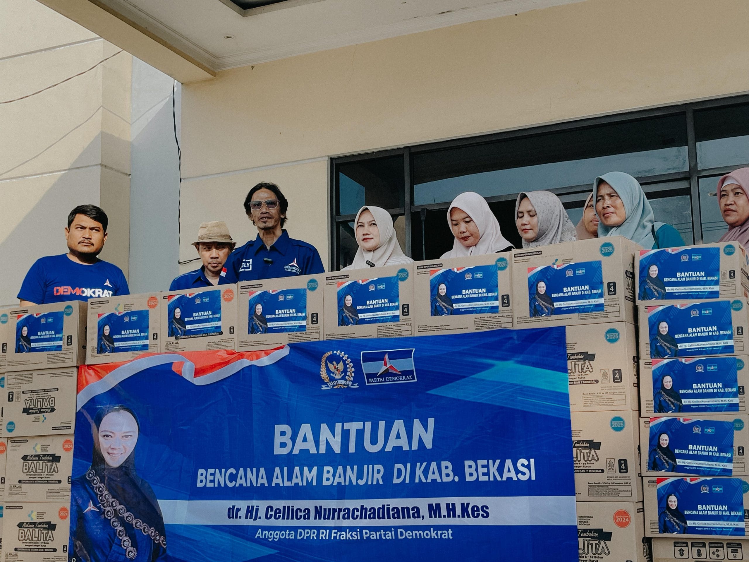 Bantuan Gizi untuk Korban Banjir, Kepedulian Hj. Cellica Jadi Penguat Harapan Warga Cikarang Timur