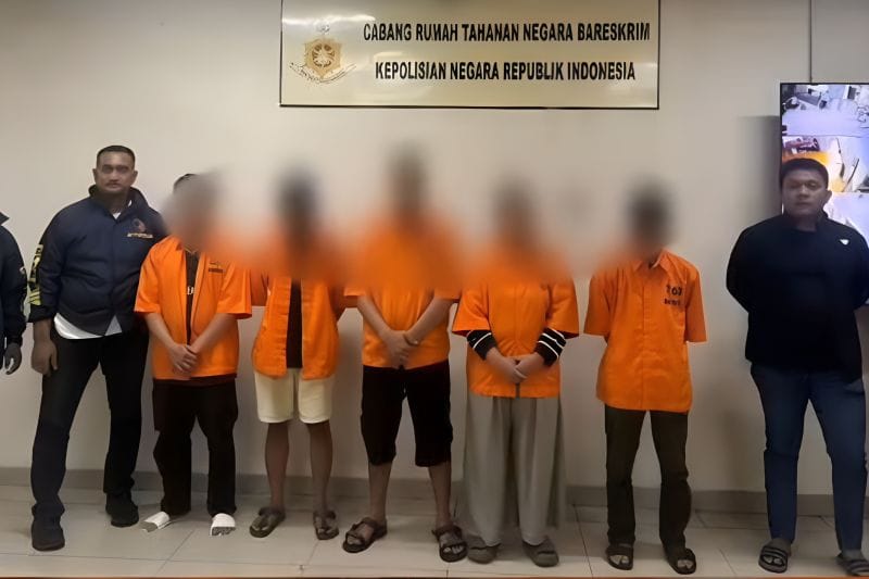 Terbaru! Bareskrim Ungkap Omzet Ratusan Miliar Judi Online T6 & 1XBET di Cianjur