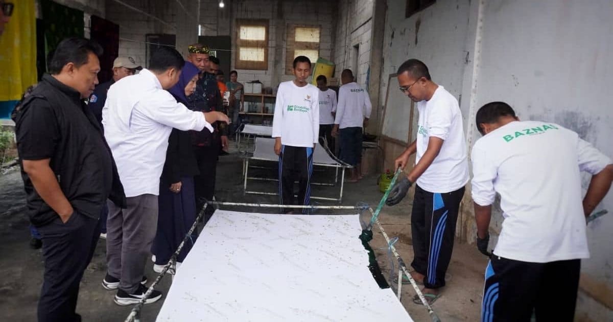 Baznas Dorong Kemandirian ODGJ di Kuningan Lewat Usaha Batik Ciprat Rp50 Juta