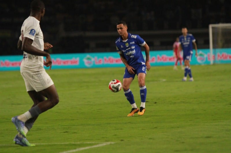 Bojan Hodak Ungkap Alasan Agresivitas Eliano Reijnders di Persib