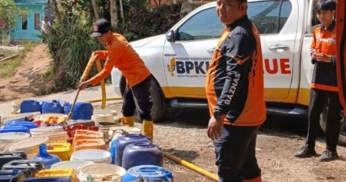 BPBD Garut Salurkan 125.000 Liter Air Bersih untuk 5.687 Jiwa Terdampak Kekeringan