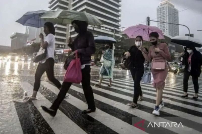 Cuaca Bandung 15 Maret 2026: Hujan Ringan, Waspada Hujan Lebat Jabar