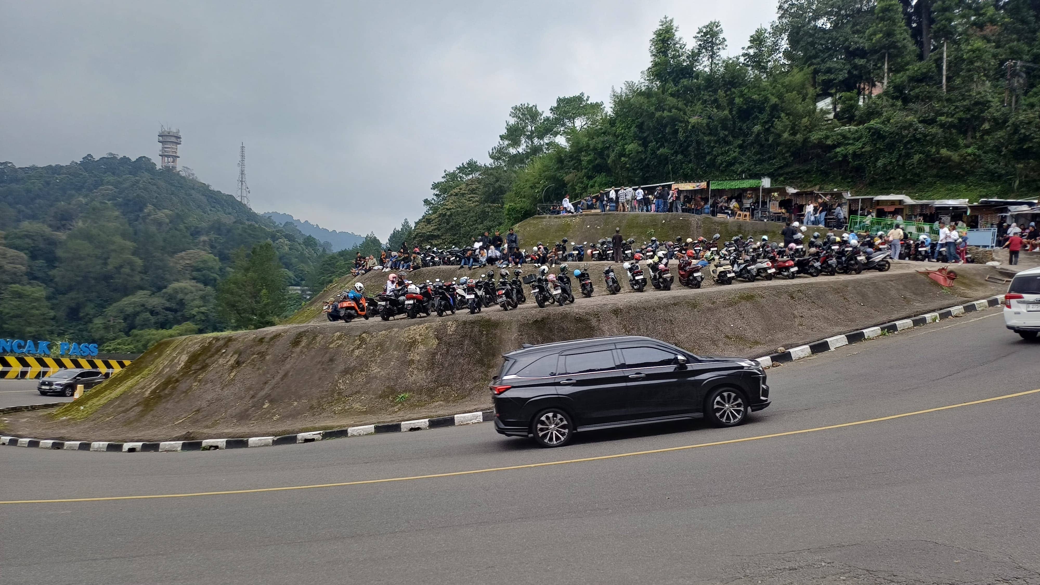 Waspada! Libur Nataru di Puncak: Cuaca Ekstrem (2025/2026), Ini Imbauan Polisi Cianjur