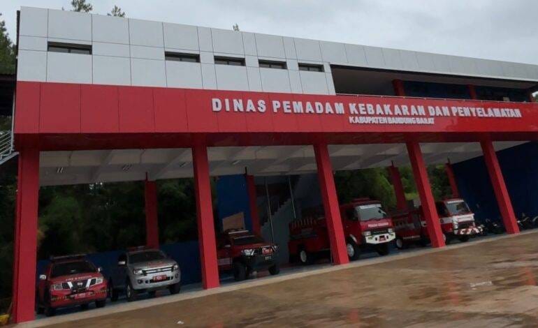 Damkar KBB Akhirnya Punya Kantor Sendiri: 18 Tahun Menanti, Ini Dampaknya!