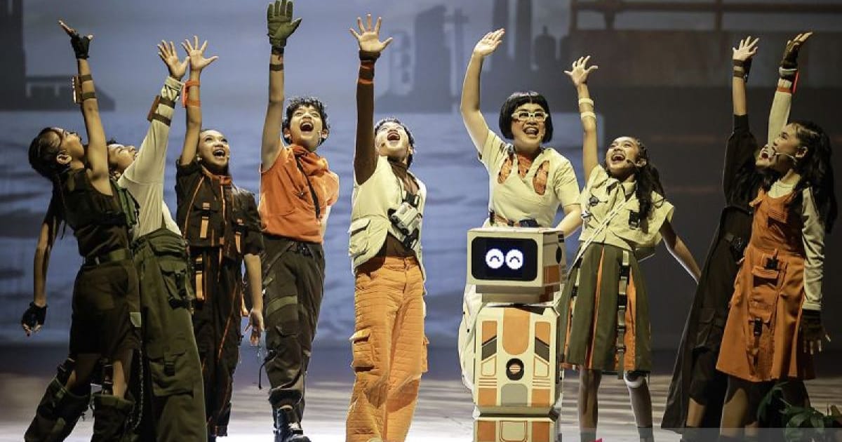 Dari Lagu ke Panggung: Teater Musikal Senja Teduh Pelita Adaptasi Maliq & D Essentials