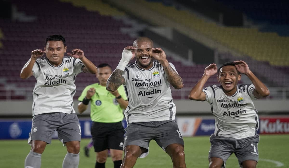 Dedi Kusnandar Kembali ke Persib untuk Dua Laga Penentu Juara