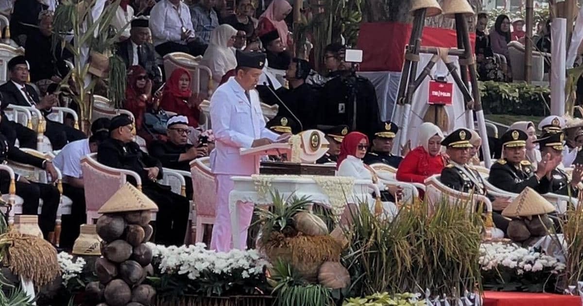 Dedi Mulyadi Tempatkan Petani dan Ojol di Kursi VIP, Pejabat Pindah ke Barisan Belakang Saat Upacara HUT RI