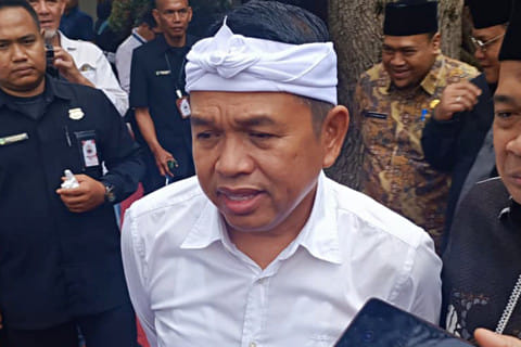 Dedi Mulyadi Tetapkan Pajak EV di Jawa Barat Berdasarkan Permendagri 11/2026