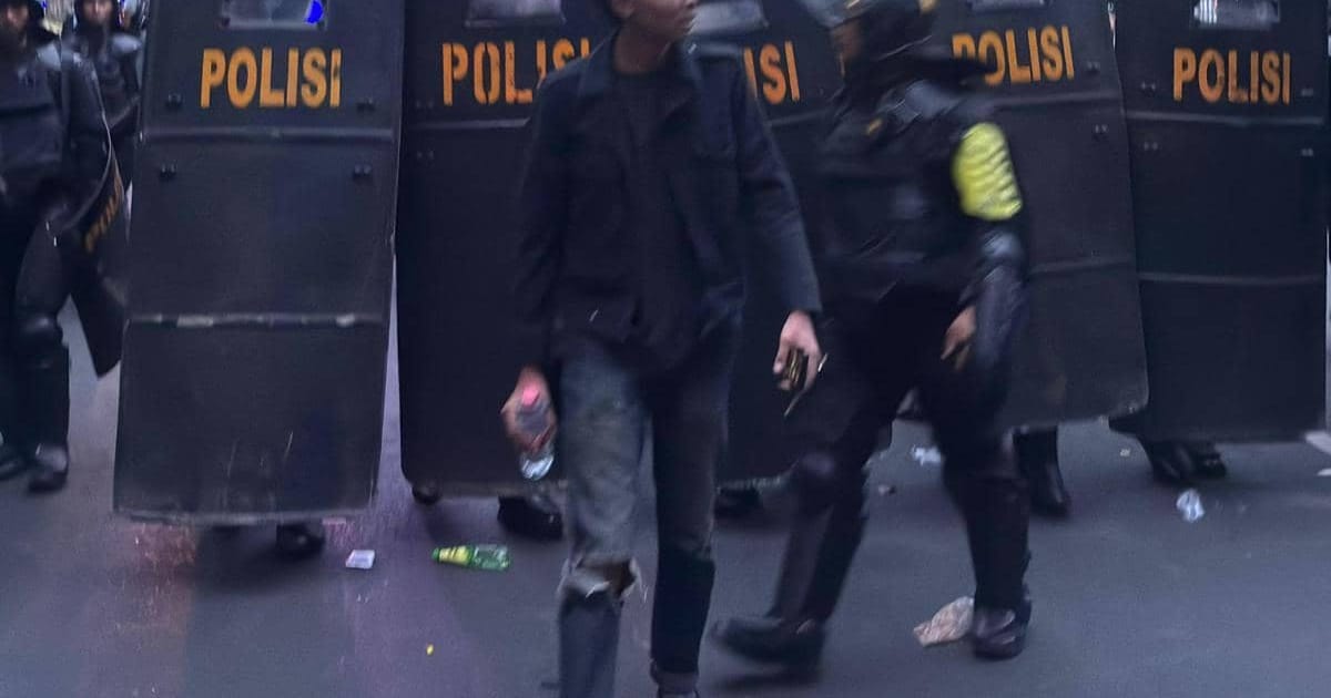 Demo Ricuh Warnai Bandung, Begini 5 Tuntutan Mahasiswa untuk Prabowo