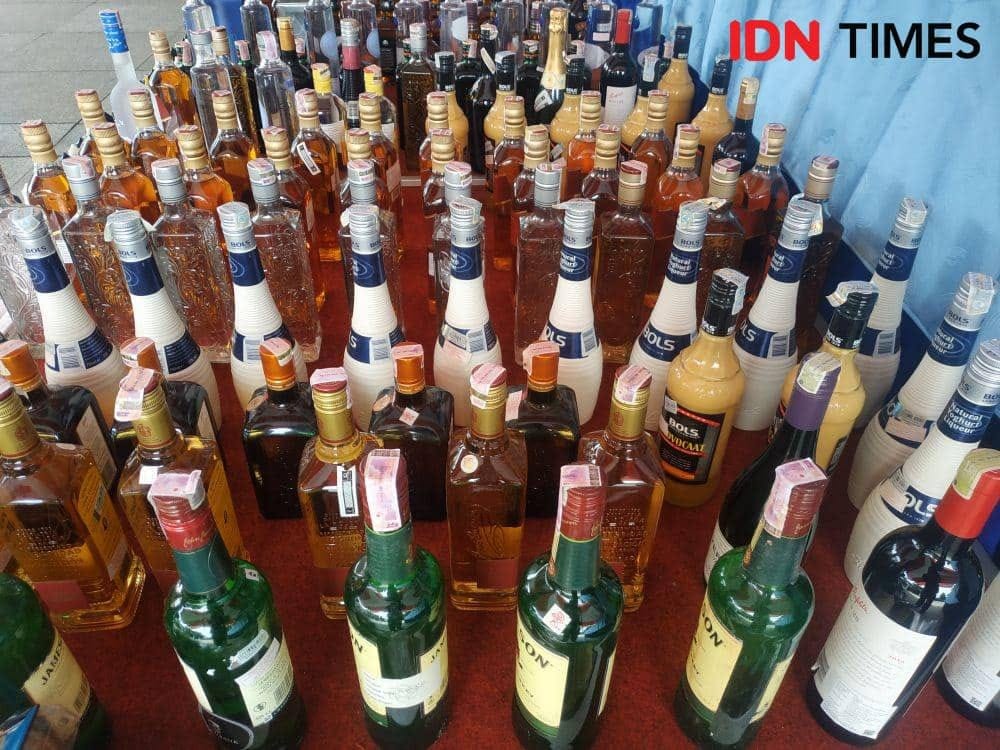 Di Pos Kamling Braga, Farhan Temukan Fakta Mengejutkan: Miras Ilegal Merajalela