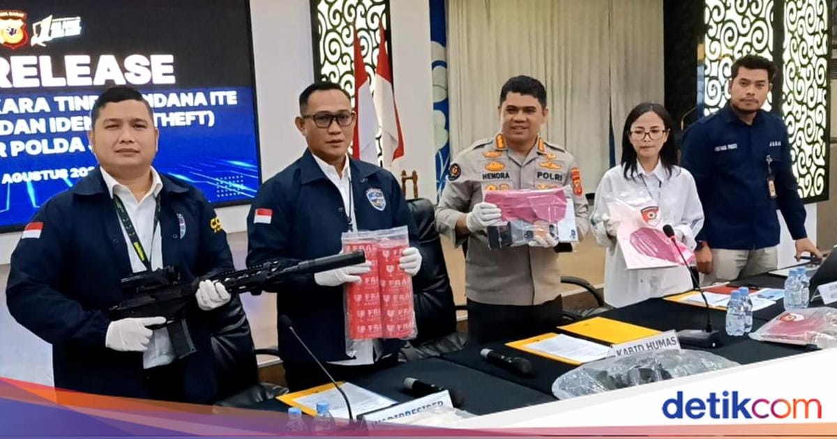 Ditres Siber Gondol 12 Tersangka Penipuan Online Berkedok TNI dengan Kerugian Rp40 Juta