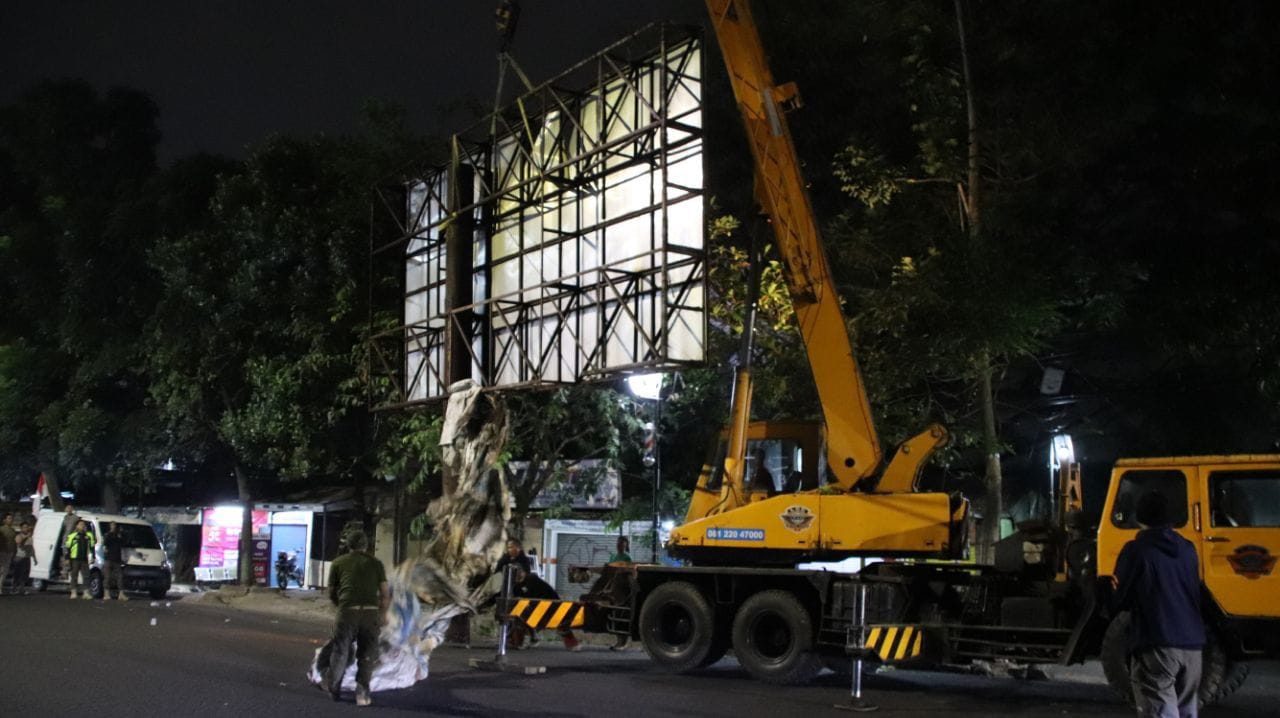 DPRD Bandung Kritik Lemahnya Penertiban Reklame Ilegal Saat Moratorium