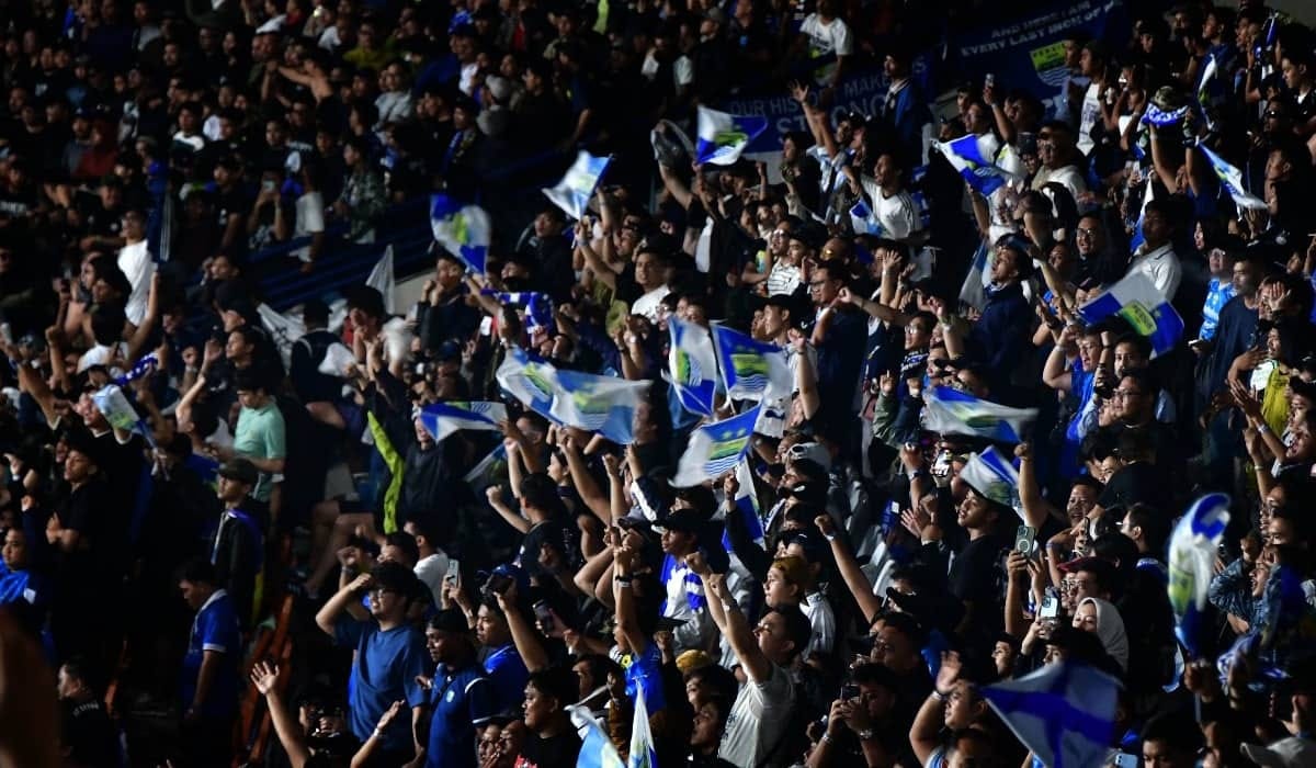 Drama Derbi Klasik! Persib Unggul Tipis 1-0 atas Persija di Babak Pertama