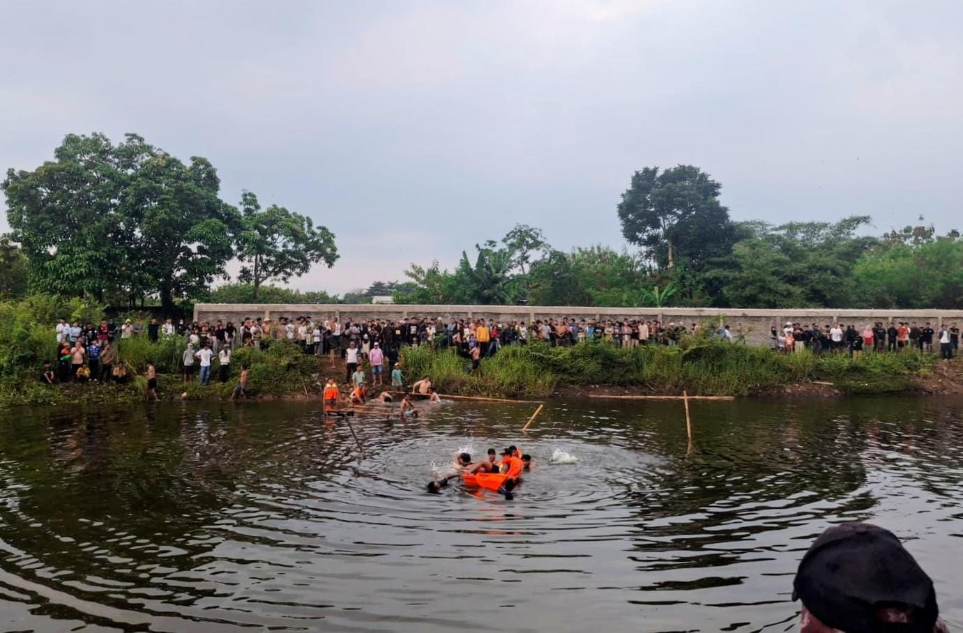 Dua Pelajar SMP Meninggal Dunia Usai Tenggelam di Sungai Citarum Lama Bojongsoang Bandung