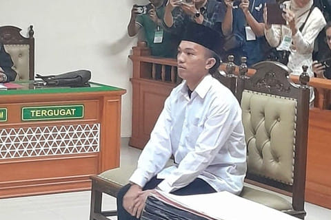 Eks Polisi Bunuh dan Bakar Pacar di Indramayu Divonis Bui Seumur Hidup