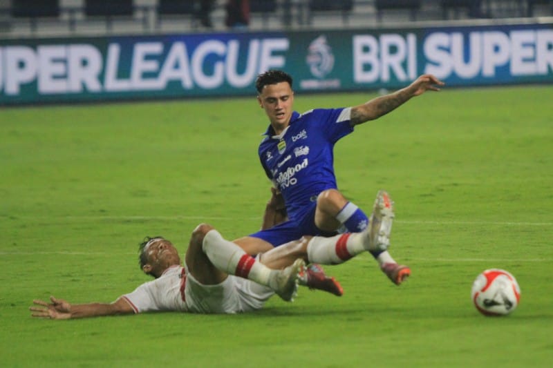 Eliano Reijnders: Persib Tetap Waspada Hadapi Dewa United FC di Liga 1