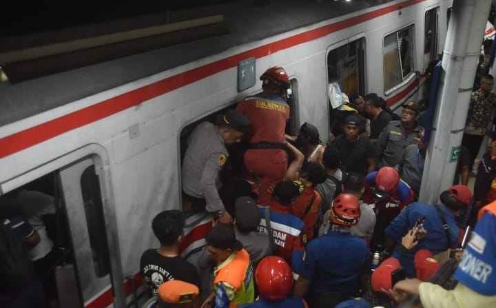 Empat Korban Jiwa Tabrakan Argo Bromo Anggrek dan KRL di Bekasi Timur