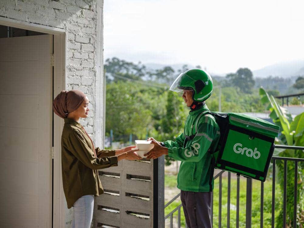 Grab Gandakan Anggaran BHR 2026 dan Sediakan Umrah Gratis untuk Mitra Pengemudi