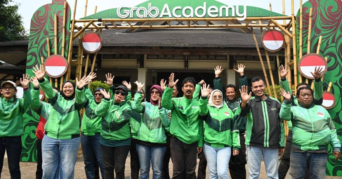 GrabAcademy Diluncurkan dengan Lima Jalur Pengembangan, 6.598 Mitra GrabBike Sudah Beralih ke GrabCar