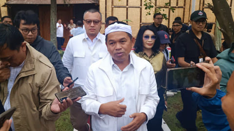 Gubernur Jabar Luncurkan Sekolah Maung untuk Siswa Berprestasi