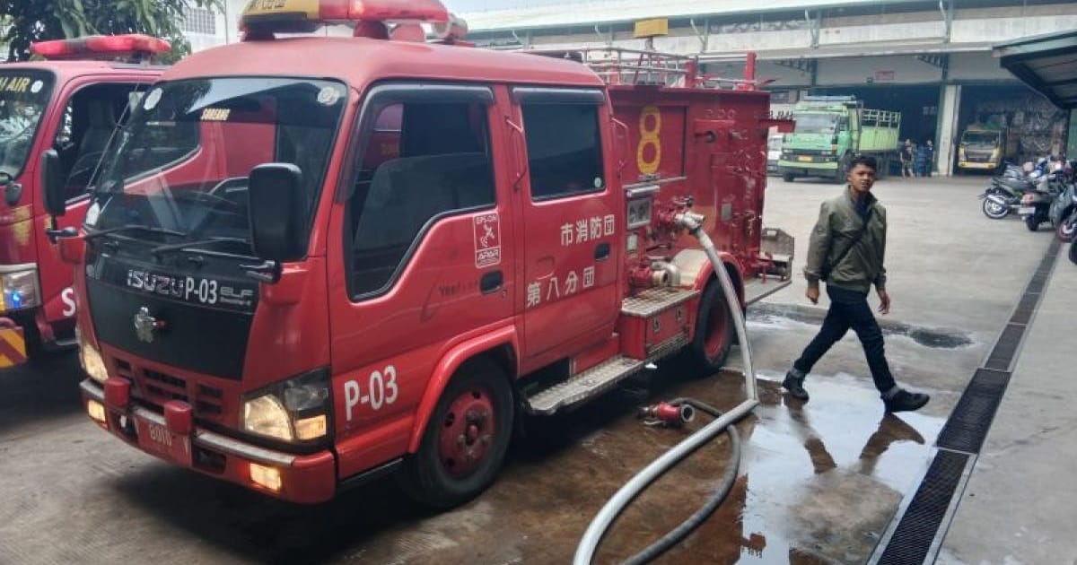 Gudang Peralatan di Katapang Terbakar 4 Jam 28 Menit, Aktivitas Pabrik Sekitar Terdampak