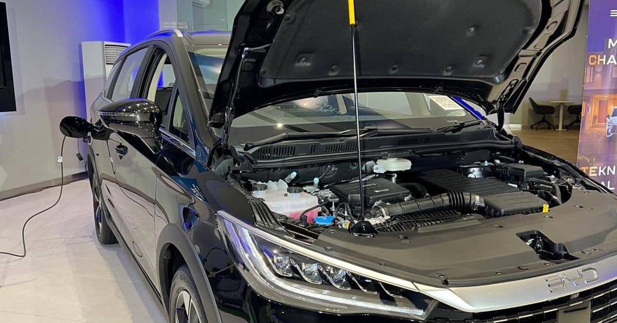 Hemat Fantastis! BYD M6 DM PHEV Tempuh 151 Km Cuma Habiskan 2 Liter BBM
