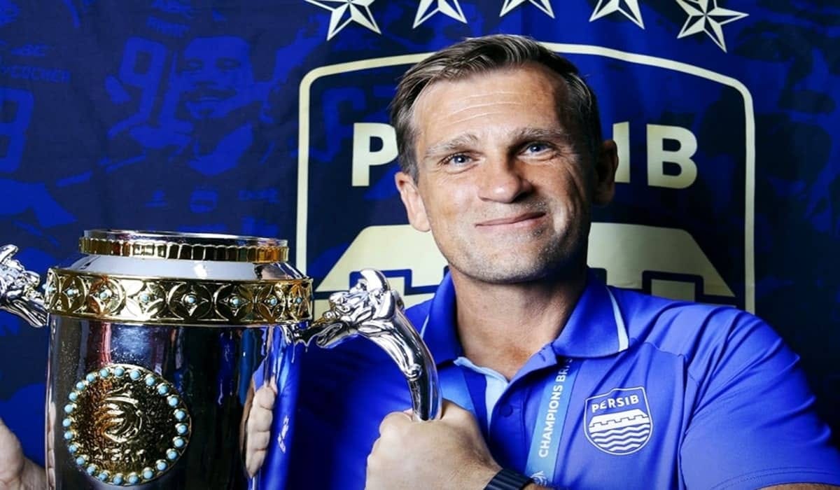 Igor Tolic Ungkap Semangat Persib Debut ACC 2026/27 dengan Tantangan Berat