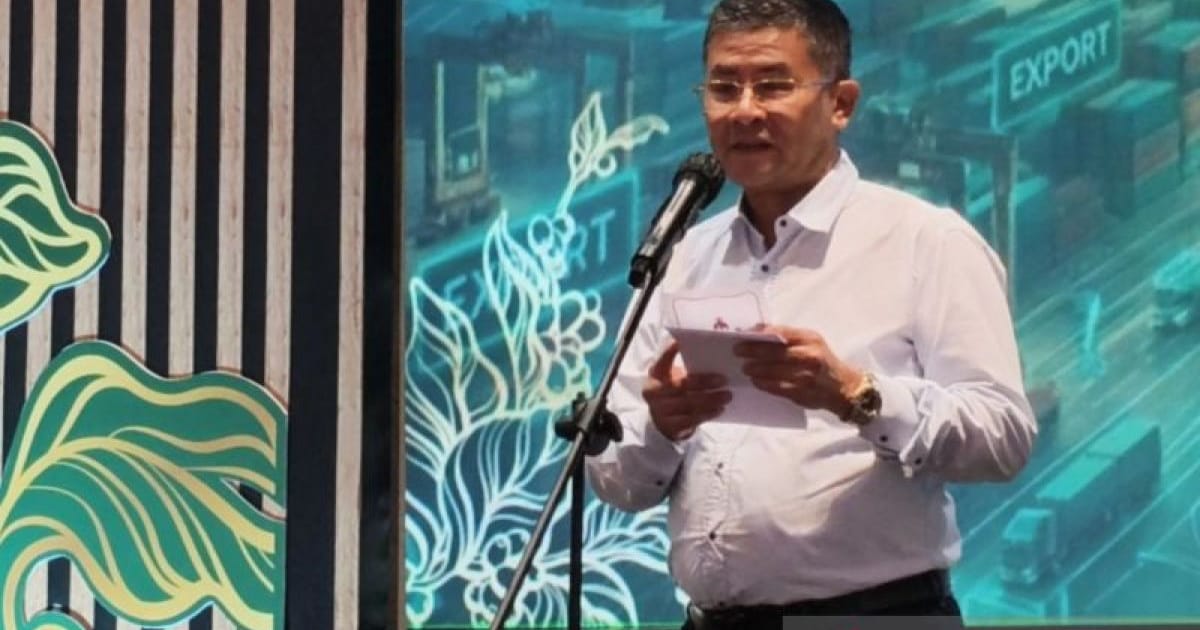 Jabar Borong 6 Kategori di Adinata Syariah 2026: Ma'ruf Amin Beri Penghargaan