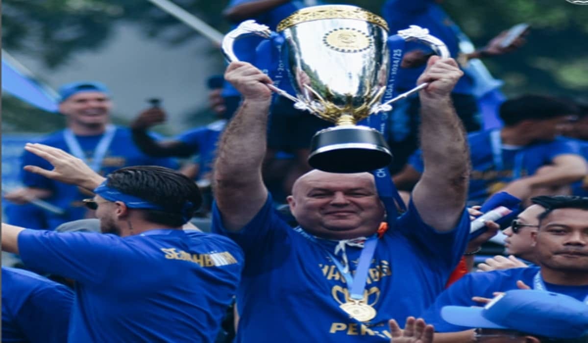 Jelang El Clasico Persib vs Persija: Strategi Bojan Hodak Redam Emosi Tim