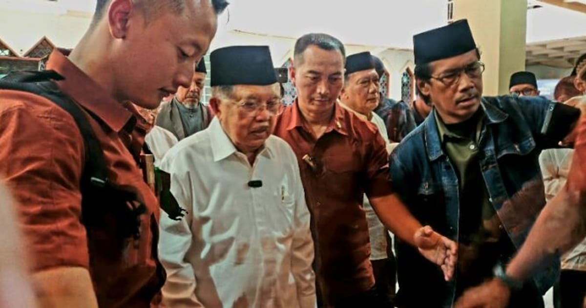 Jusuf Kalla Dorong Masjid Agung Bandung Jadi Pusat Kemakmuran Umat