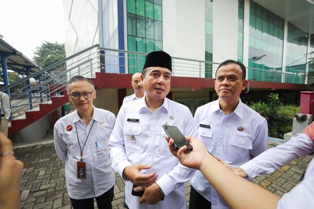 Kasus Korupsi Erwin Dihentikan: Kejari Bandung Keluarkan SP3