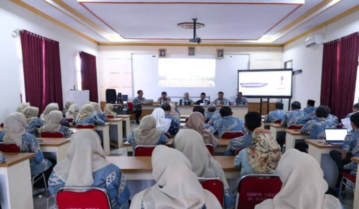 KDM Berikan Ancaman Sanksi Tegas untuk Pelanggaran SPMB Sekolah Maung 2026