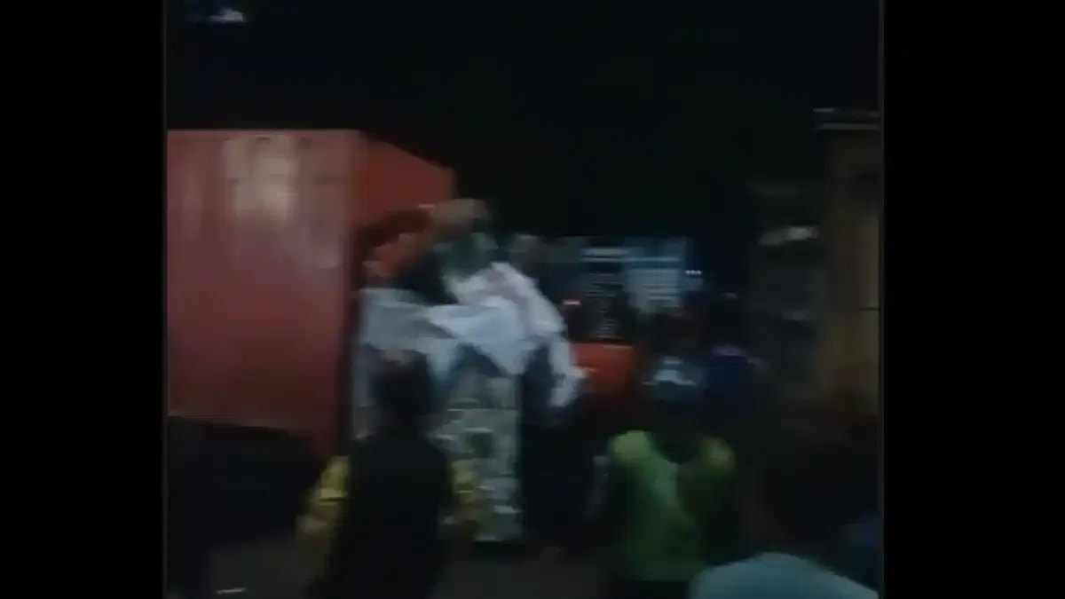 Kecelakaan Beruntun 4 Mobil di Buahbatu Bandung, Diduga Microsleep