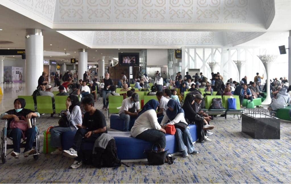 Keributan Suporter Persija dan Persib di Bandara Balikpapan, Diredam Cepat