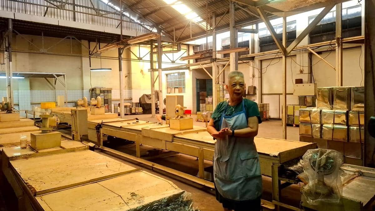 Kisah Tak Terputus Olympia: Pabrik Biskuit yang Bertahan 96 Tahun di Bandung