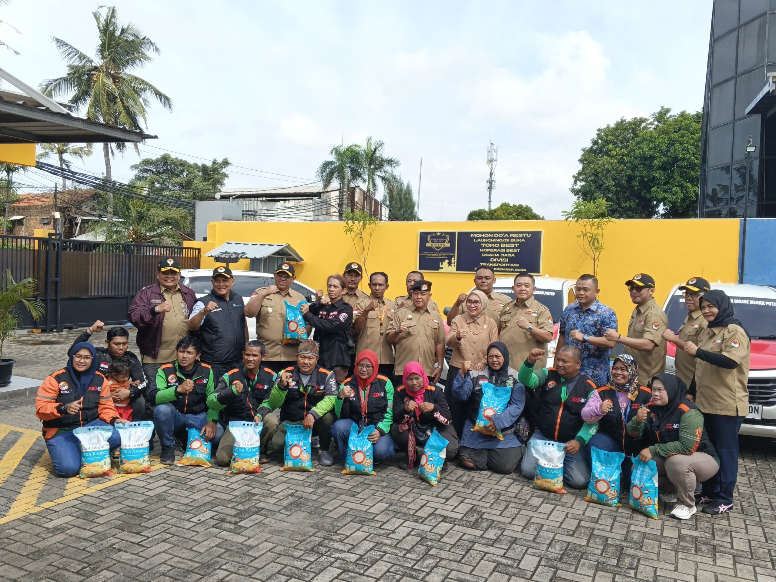 KKO-MP dan PP POLRI Metro Jaya Resmikan Ambulans Kemanusiaan untuk Ojol, Wujud Nyata Negara Hadir di Jalanan