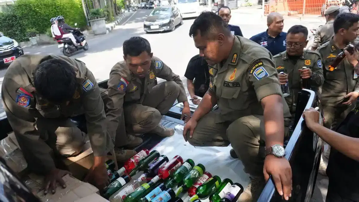 Kolaborasi Satpol PP Kota Bandung dengan BIN dan TNI untuk Penegakan Perda Berbasis Data Akurat
